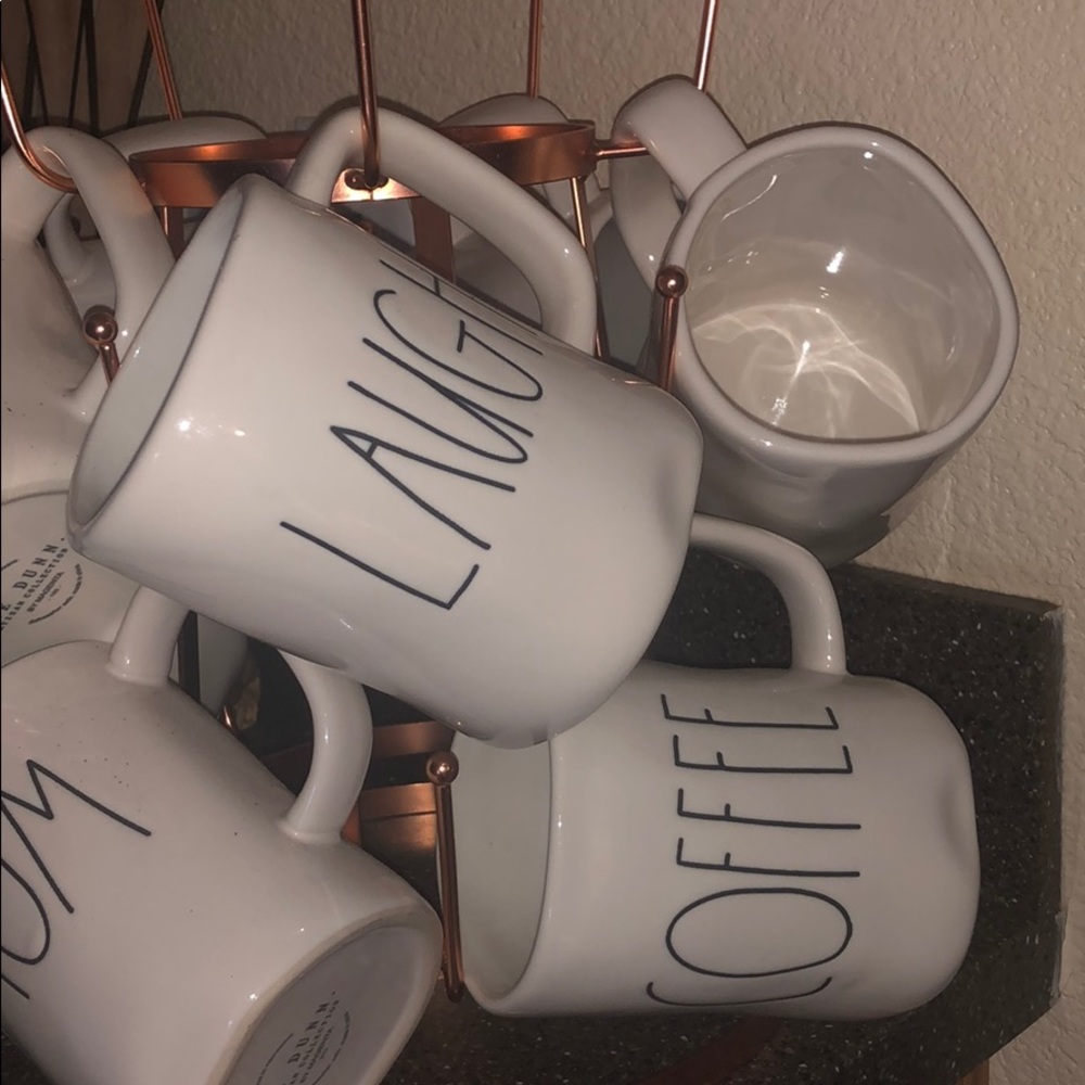 Stand and 9 mugs